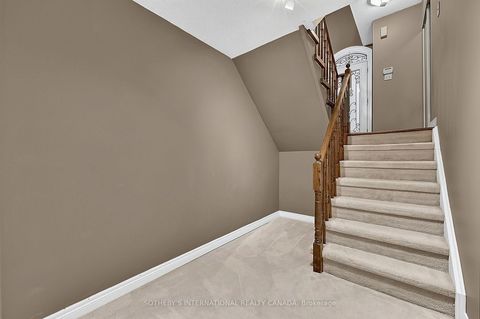 Photo 27 at 4 Brecken Drive, Keswick South, Georgina