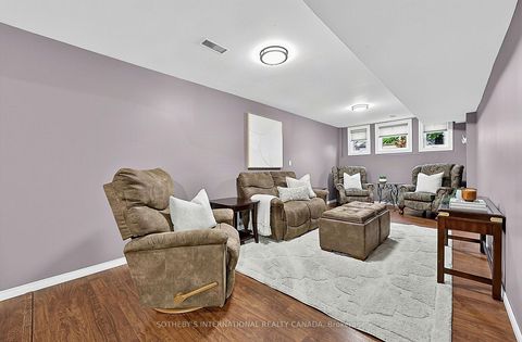 Photo 31 at 4 Brecken Drive, Keswick South, Georgina