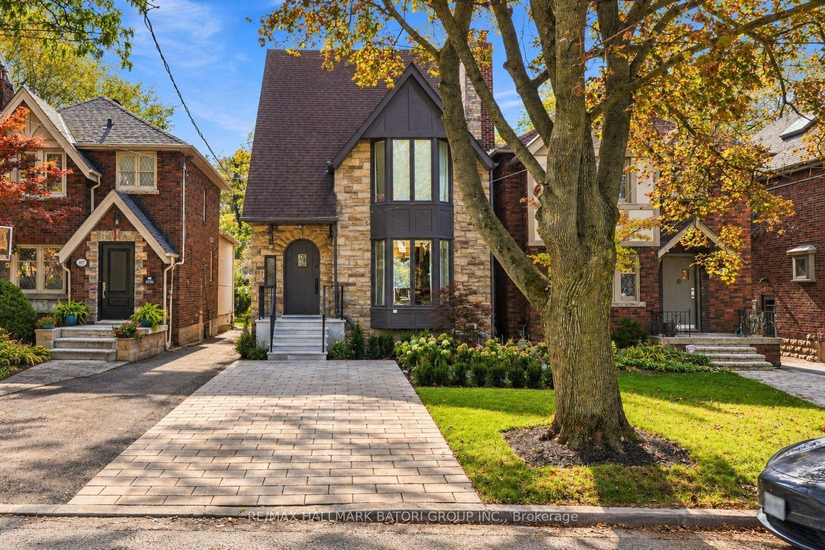 499 St Clements Avenue, Forest Hill North, Toronto by Loree Meneguzzi Real Estate 499 St Clements Avenue, Forest Hill North, Toronto
