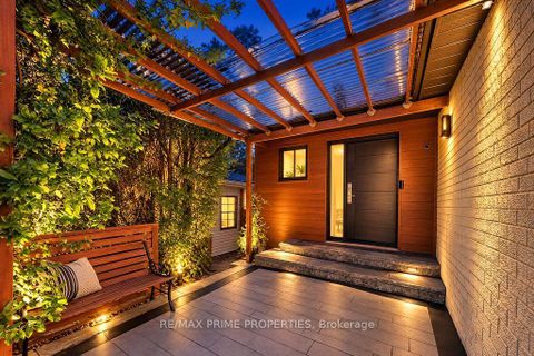 Photo 3 at 338 Brownridge Drive, Brownridge, Vaughan