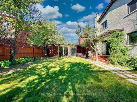 Photo 23 at 338 Brownridge Drive, Brownridge, Vaughan