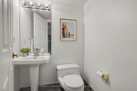 Photo 5 at 601 - 7 Broadway Avenue, Mount Pleasant West, Toronto