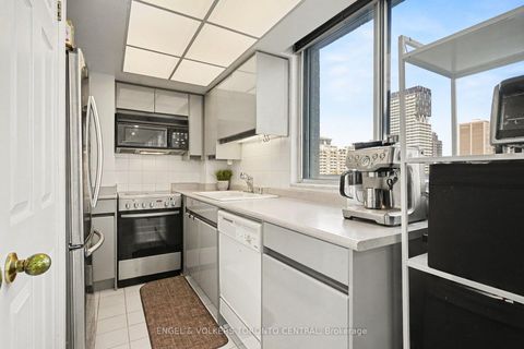 Photo 8 at 601 - 7 Broadway Avenue, Mount Pleasant West, Toronto