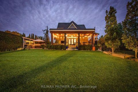 Photo 43 at 31 Malaren Road, Maple, Vaughan
