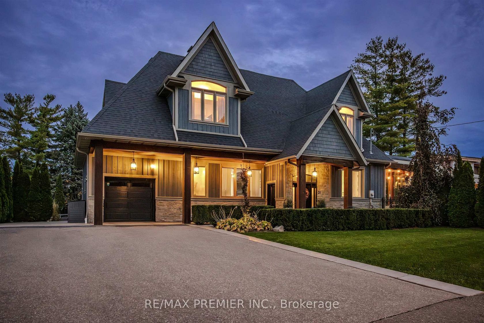 31 Malaren Road, Maple, Vaughan photo number 2