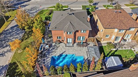 Photo 1 at 414 Belview Avenue, East Woodbridge, Vaughan