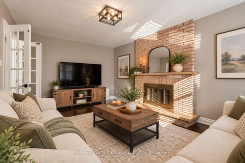 Photo 10 at 414 Belview Avenue, East Woodbridge, Vaughan
