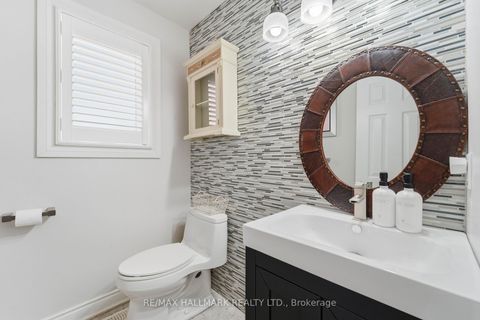 Photo 13 at 414 Belview Avenue, East Woodbridge, Vaughan