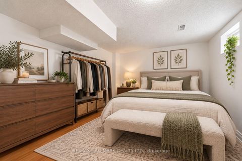 Photo 27 at 414 Belview Avenue, East Woodbridge, Vaughan
