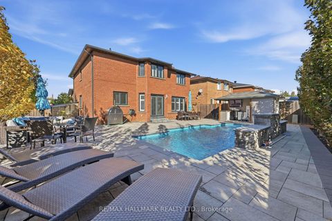Photo 32 at 414 Belview Avenue, East Woodbridge, Vaughan