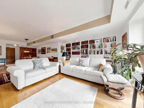 Photo 4 at #301 - 30 Anglesey Boulevard, Humber Valley, Toronto