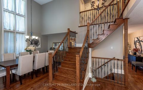 Photo 3 at 164 Carlyle Crescent, Aurora Highlands, Aurora