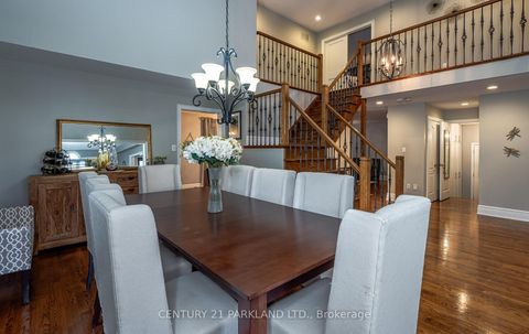 Photo 15 at 164 Carlyle Crescent, Aurora Highlands, Aurora