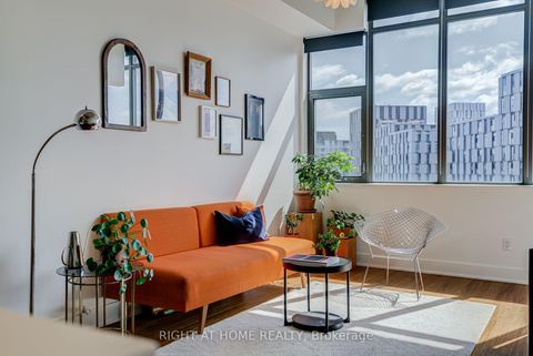 Photo 8 at 805 - 90 Trinity Street, Moss Park, Toronto