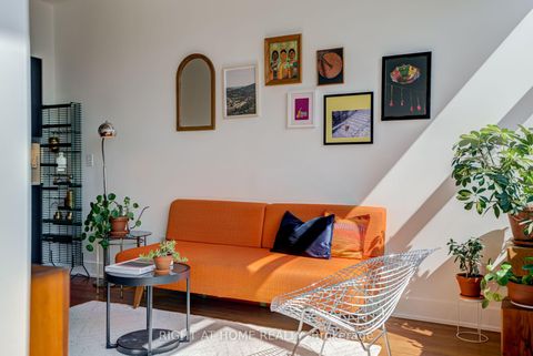 Photo 10 at 805 - 90 Trinity Street, Moss Park, Toronto