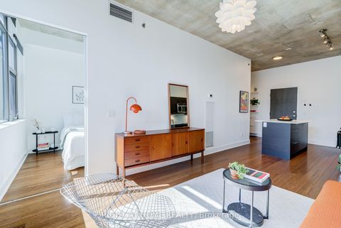 Photo 11 at 805 - 90 Trinity Street, Moss Park, Toronto