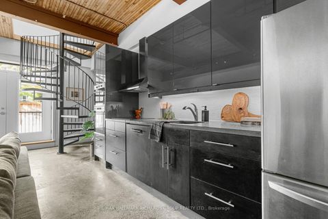 Photo 3 at 118 - 326 Carlaw Avenue, South Riverdale, Toronto