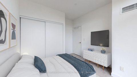 Photo 15 at 601 - 1603 Eglinton Avenue W, Oakwood Village, Toronto