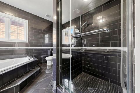 Photo 29 at 20 Shalom Aleichem Court, Patterson, Vaughan
