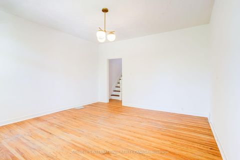 Photo 15 at 13 Euclid Avenue, Bellwoods, Toronto