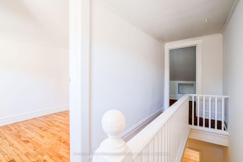 Photo 19 at 13 Euclid Avenue, Bellwoods, Toronto