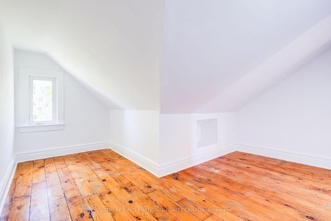 Photo 23 at 13 Euclid Avenue, Bellwoods, Toronto