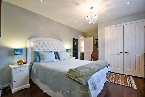 Photo 19 at 9 Hyde Park Drive, Doncrest, Richmond Hill
