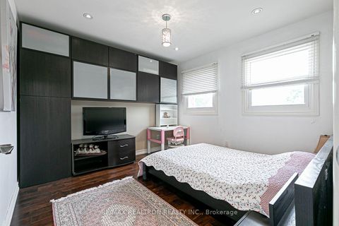 Photo 34 at 9 Hyde Park Drive, Doncrest, Richmond Hill