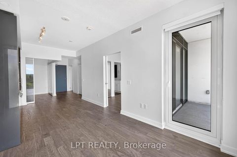 Photo 10 at 536 - 20 O'Neill Road, Don Mills, Toronto