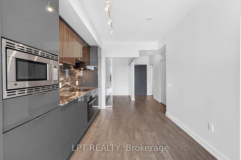 Photo 11 at 536 - 20 O'Neill Road, Don Mills, Toronto
