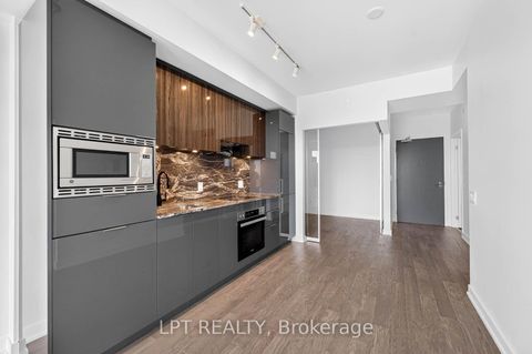 Photo 12 at 536 - 20 O'Neill Road, Don Mills, Toronto