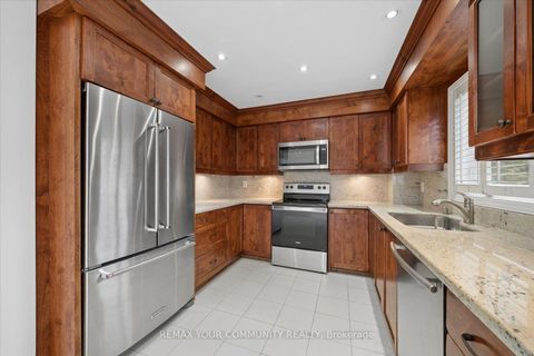 Photo 7 at 102 Edmund Seager Drive, Uplands, Vaughan
