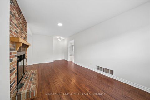 Photo 15 at 102 Edmund Seager Drive, Uplands, Vaughan