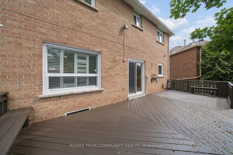 Photo 46 at 102 Edmund Seager Drive, Uplands, Vaughan