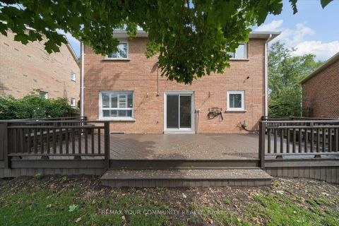 Photo 49 at 102 Edmund Seager Drive, Uplands, Vaughan