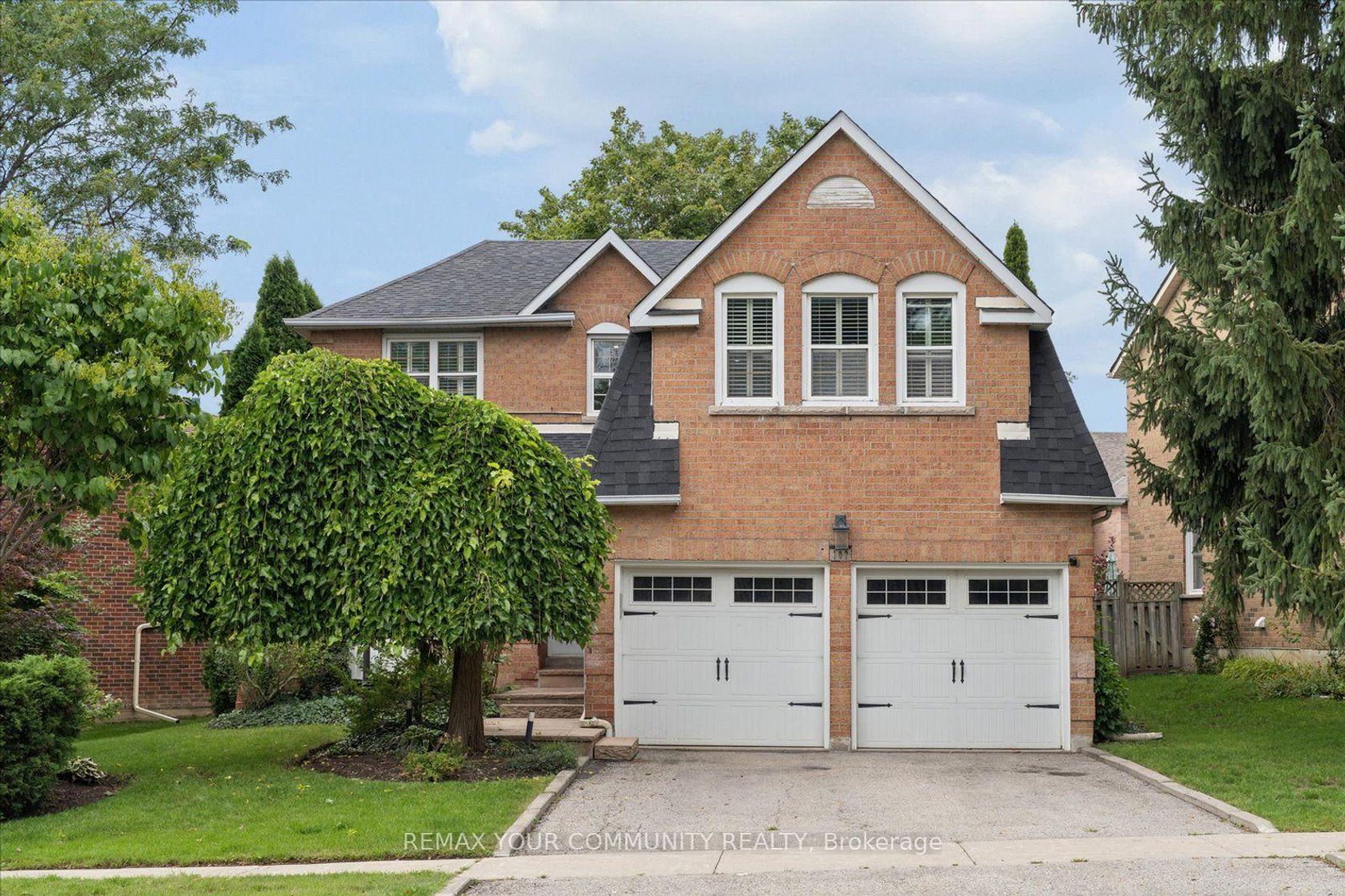 102 Edmund Seager Drive, Uplands, Vaughan photo number 2