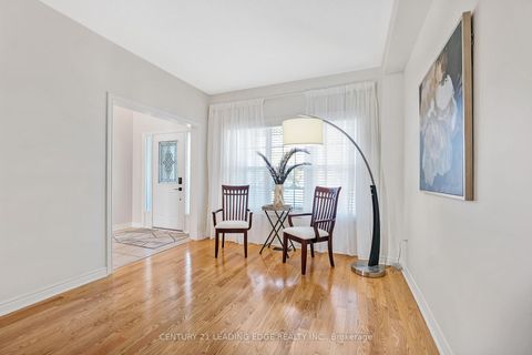Photo 12 at 63 Billingham Heights, Bayview Wellington, Aurora