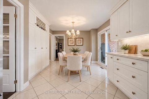 Photo 12 at 168 Fieldgate Drive, Maple, Vaughan