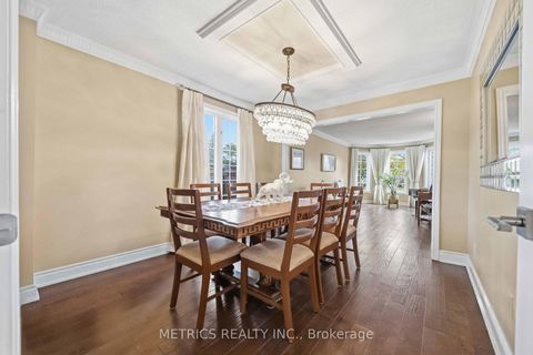 Photo 15 at 168 Fieldgate Drive, Maple, Vaughan