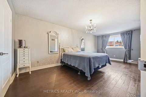 Photo 24 at 168 Fieldgate Drive, Maple, Vaughan