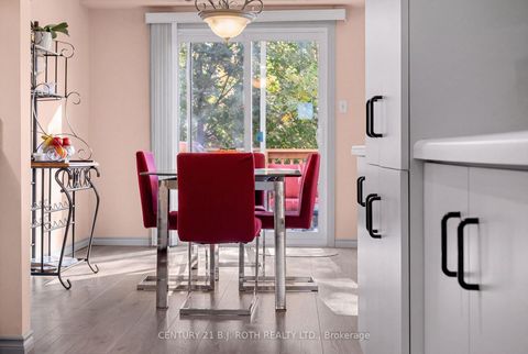 Photo 11 at 74 Ritva Court E, North Richvale, Richmond Hill