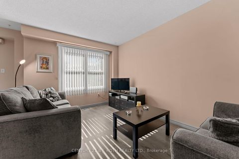 Photo 13 at 74 Ritva Court E, North Richvale, Richmond Hill