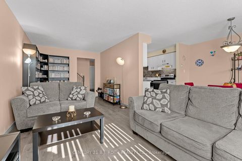 Photo 14 at 74 Ritva Court E, North Richvale, Richmond Hill