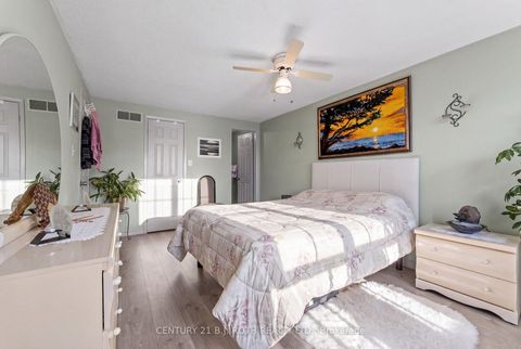 Photo 20 at 74 Ritva Court E, North Richvale, Richmond Hill