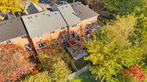 Photo 26 at 74 Ritva Court E, North Richvale, Richmond Hill