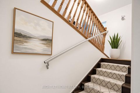 Photo 10 at 388 Vellore Park Avenue, Vellore Village, Vaughan
