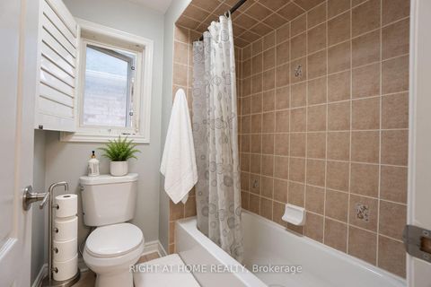 Photo 20 at 388 Vellore Park Avenue, Vellore Village, Vaughan