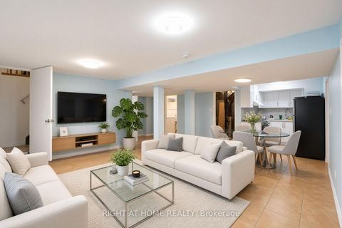 Photo 26 at 388 Vellore Park Avenue, Vellore Village, Vaughan