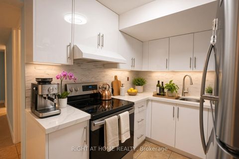 Photo 27 at 388 Vellore Park Avenue, Vellore Village, Vaughan