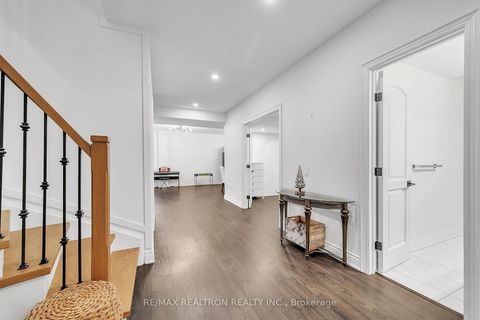 Photo 34 at 131 Lady Jessica Drive, Patterson, Vaughan